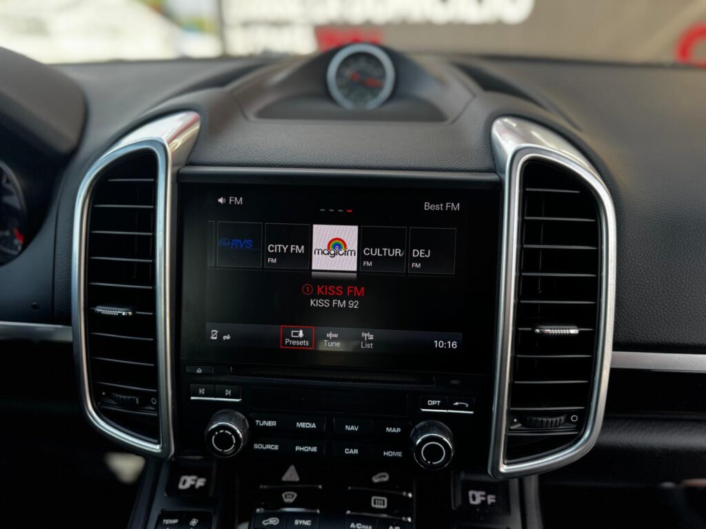porsche cayenne platinum