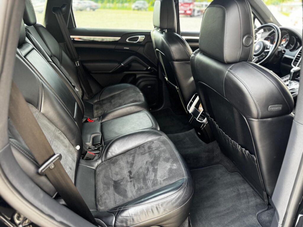 porsche cayenne platinum