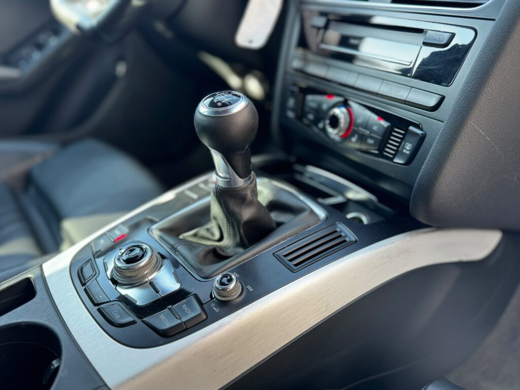 audi a4 s line sportplus