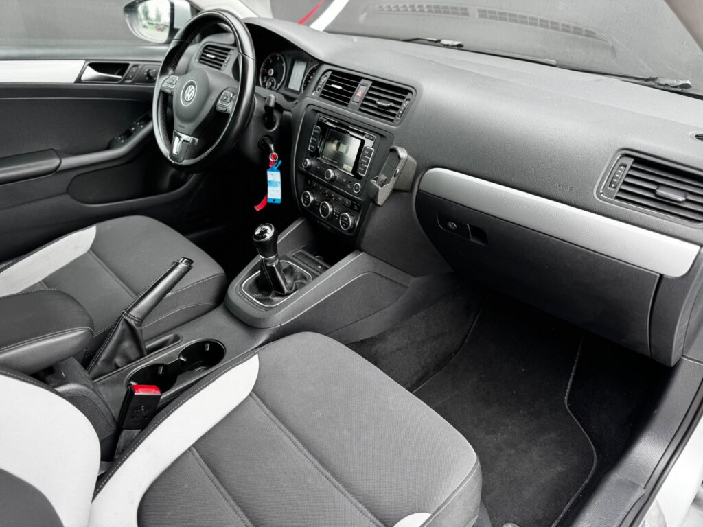 vw jetta life